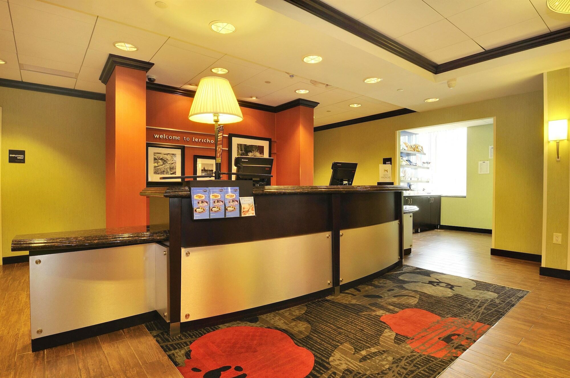 Hampton Inn Jericho - Westbury Exterior photo