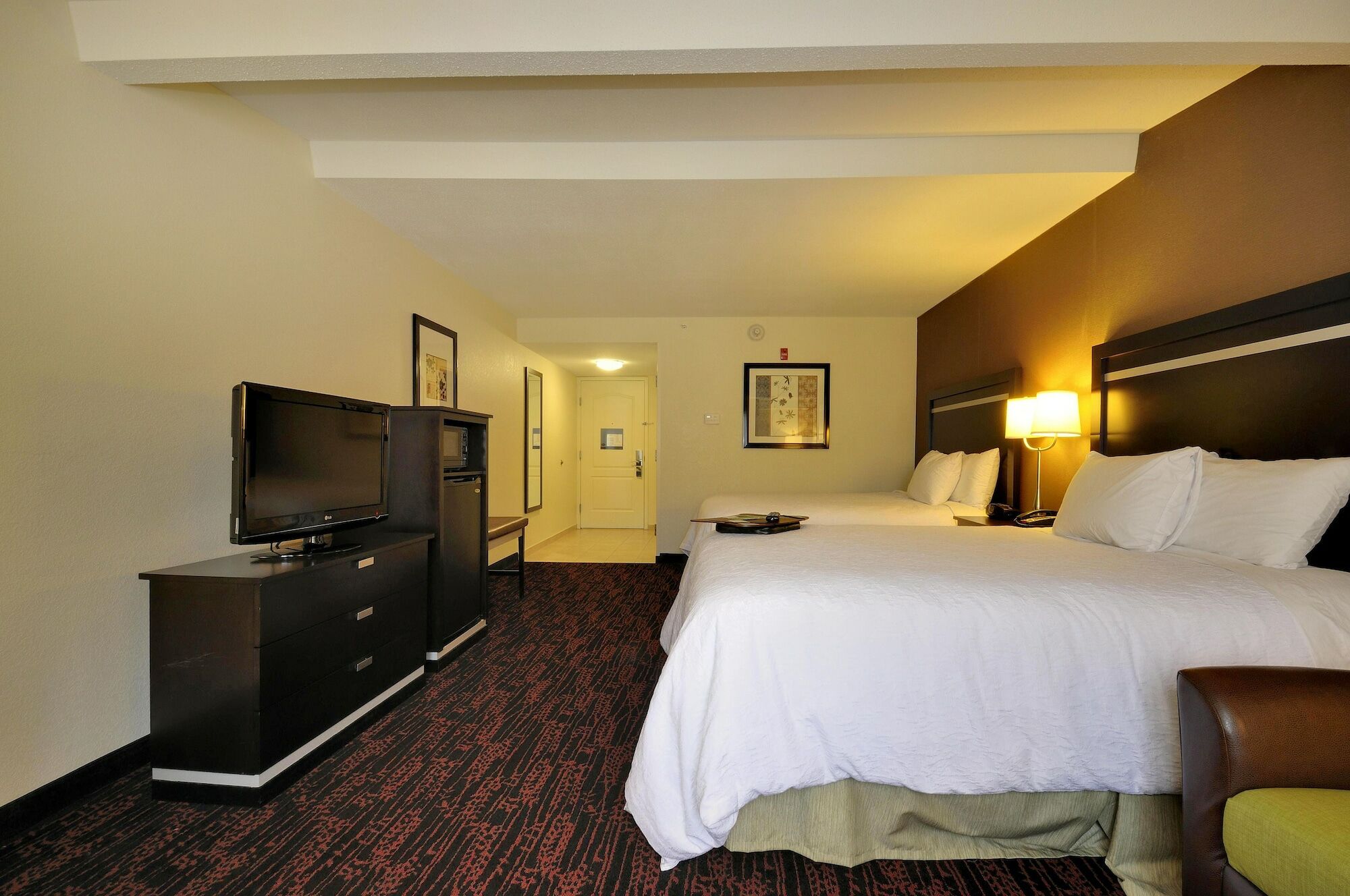 Hampton Inn Jericho - Westbury Exterior photo